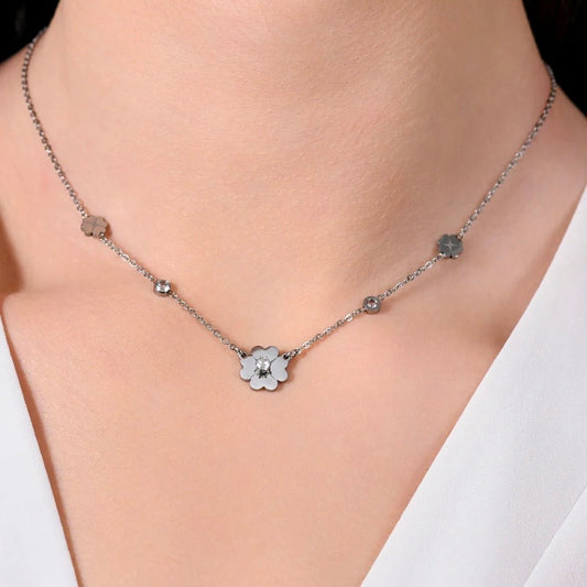 Collana Luca Barra