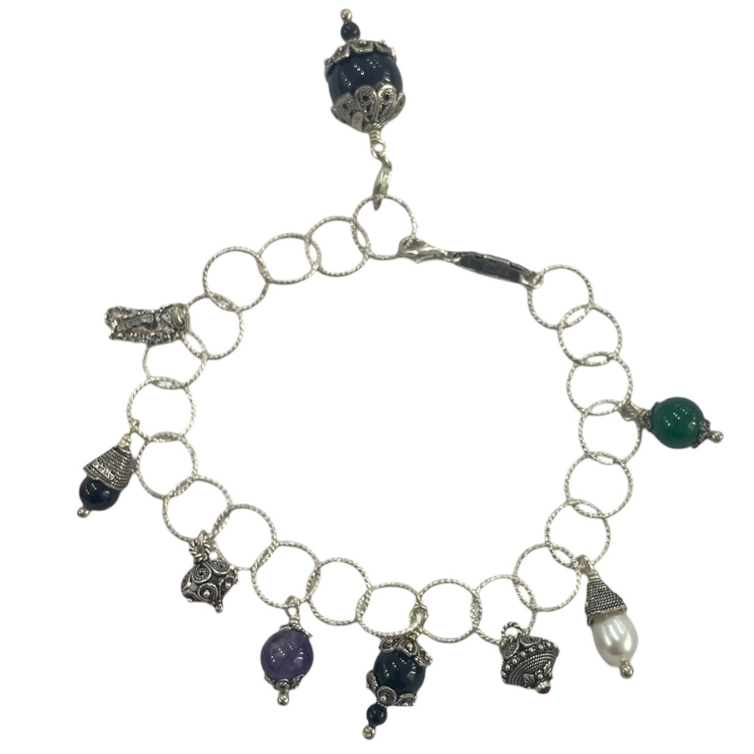Bracciale con pendenti sardi